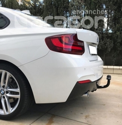 Tažné zařízení BMW 2-serie Coupé 2014- (F22), pevné, Aragon