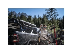YA8004110 Yakima RoadShower MD (26L)