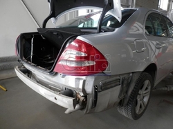 Tažné zařízení Mercedes Benz E sedan 2002-2009 (W211), pevný čep 2 šrouby, Galia