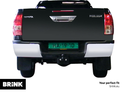 Tažné zařízení Toyota Hilux 2024- , příruba 2 šr., BRINK