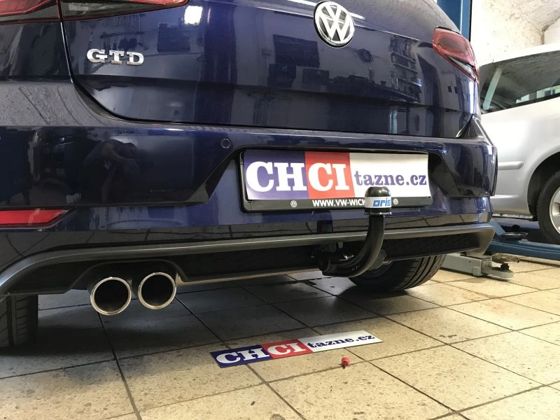Tažné zařízení Audi A3 HB 2016/07- (8VK), vertikální, Oris