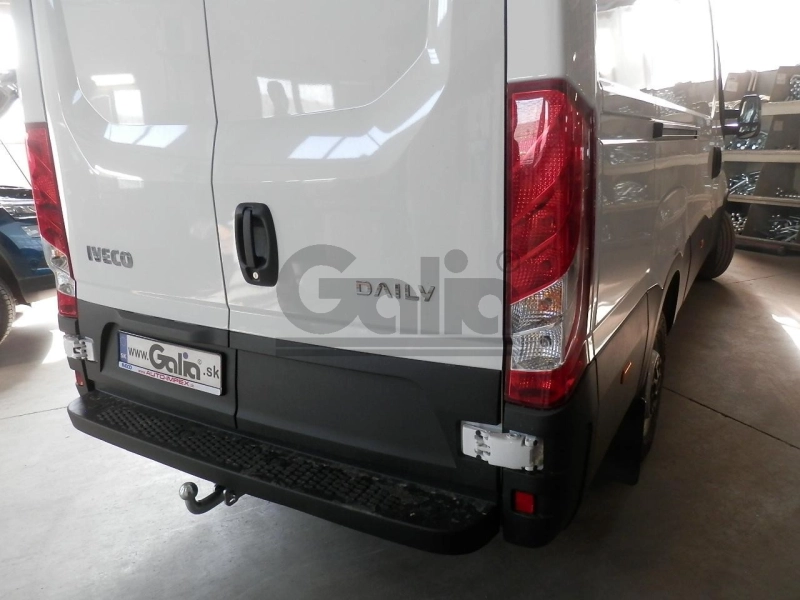 Tažné zařízení Iveco Daily valník 1999-2010/12, bajonet, Galia
