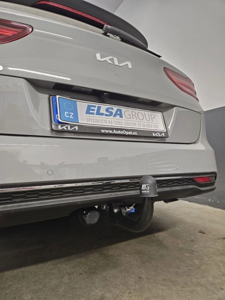 Tažné zařízení Kia Ceed kombi 2018-, vertikální, Galia