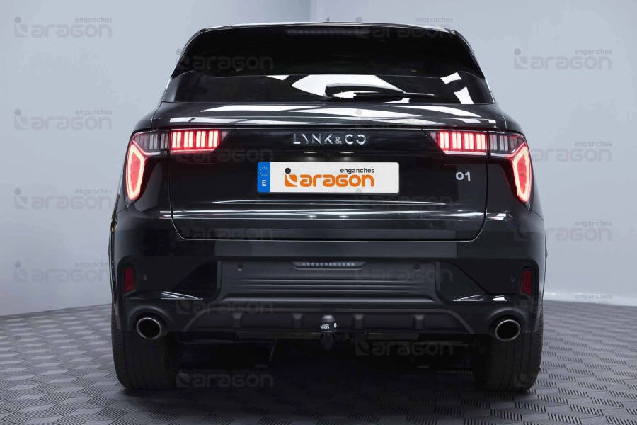 Tažné zařízení LYNK & CO 01 2024- , vertikální, Aragon