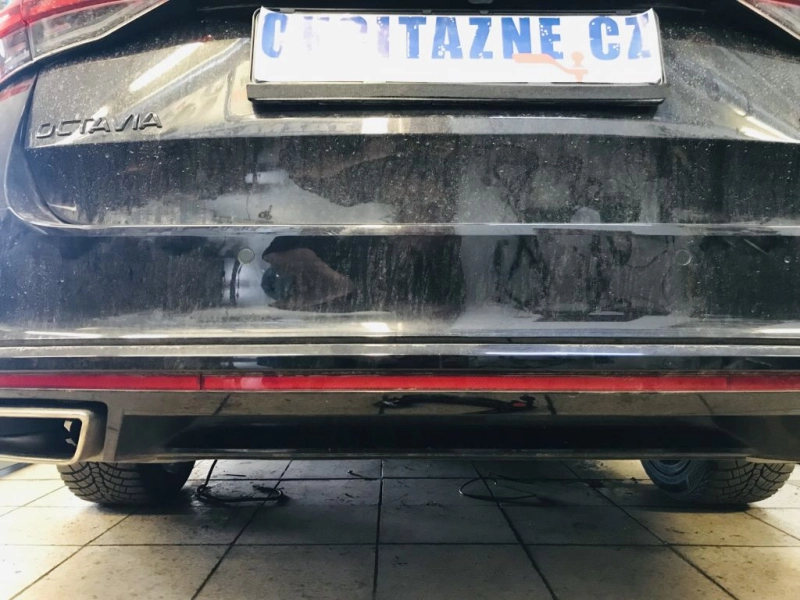 Tažné zařízení Škoda Octavia kombi 2020- (IV), vertikální, Westfalia