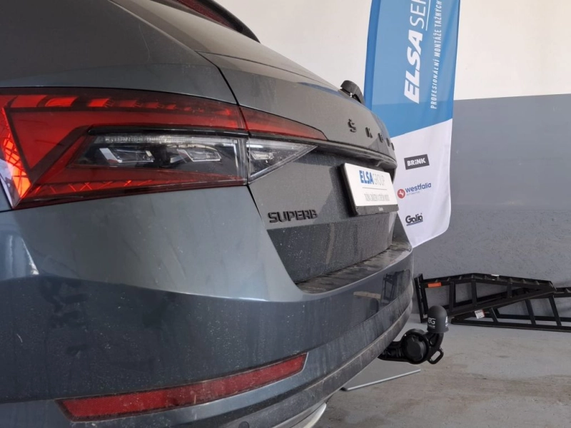 Tažné zařízení Škoda Superb 2015-2023 , sklopné, VAPOS