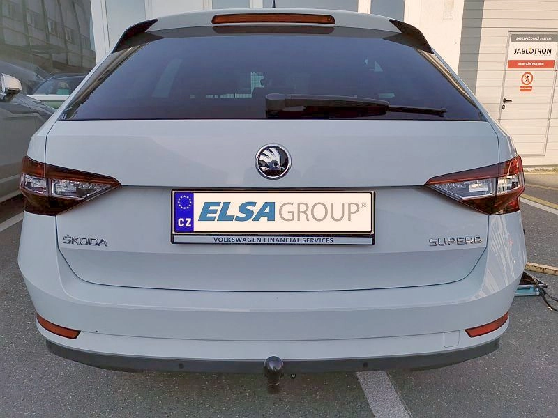 Tažné zařízení Škoda Superb 3 2015-2023 (III) , vertikal, Westfalia