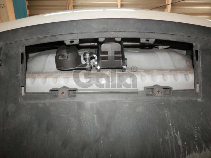 Tažné zařízení Tesla Model 3 2019-2023 , vertikální, Galia