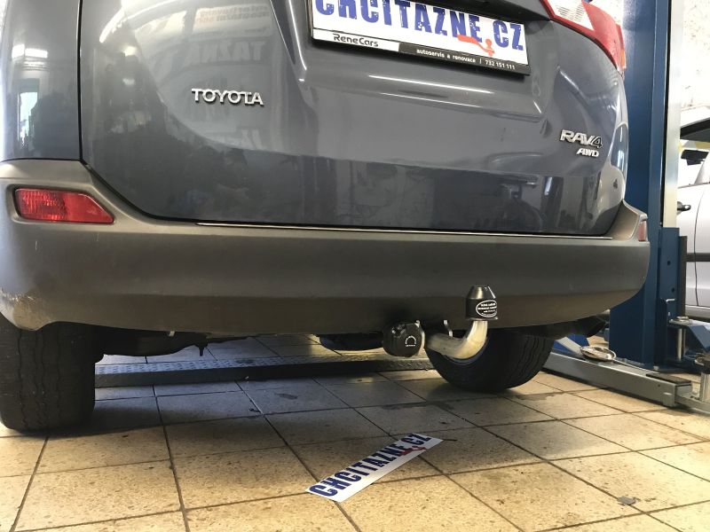 Tažné zařízení Toyota RAV 4 2015-2018 (facelift) , pevné 2 šr., Galia