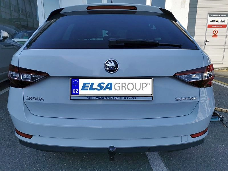 Tažné zařízení Volkswagen Passat Variant (kombi) 2024- (B9), vertikální, Westfalia