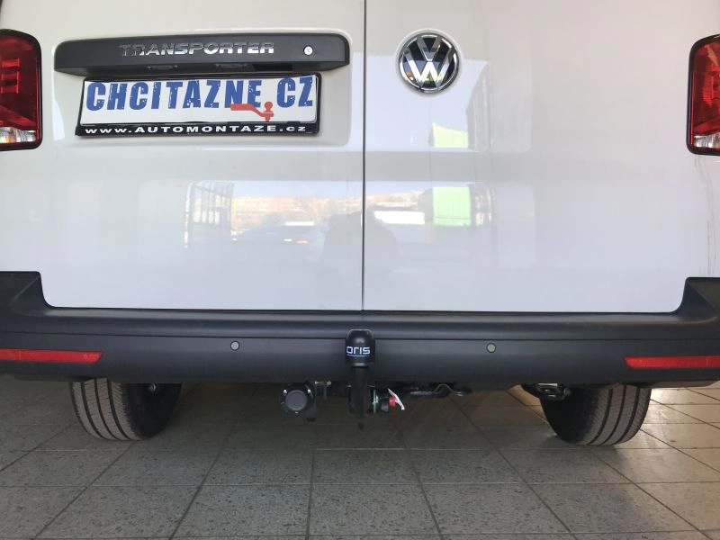Tažné zařízení Volkswagen Transporter skříň 2020-2024 (T6.1), vertikální F4B, Oris